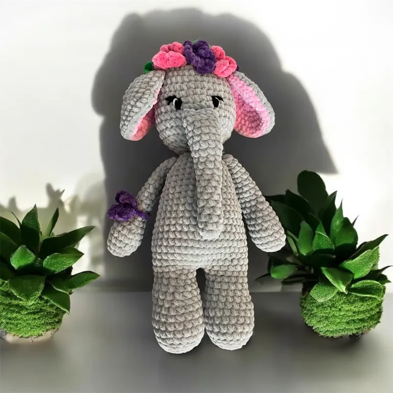 Mlle Elephant — photo 1 sur 2